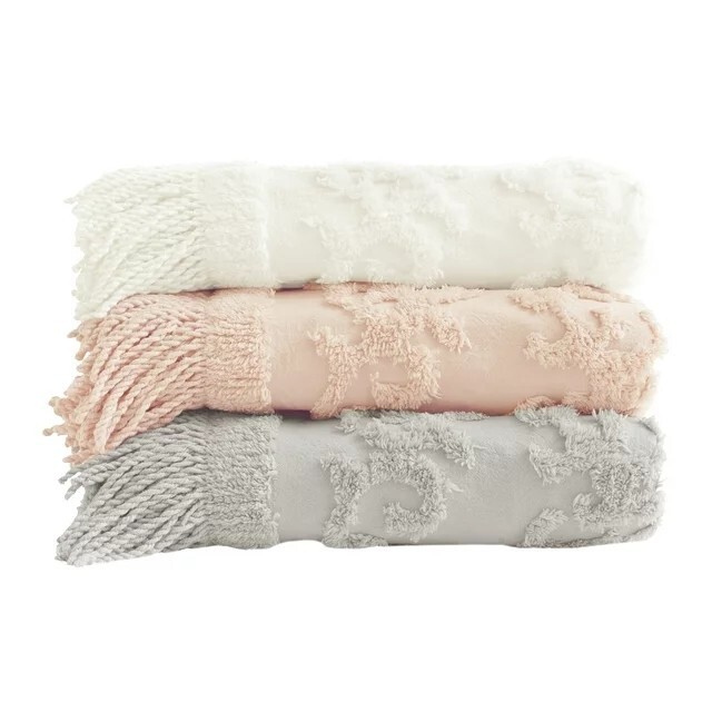 Madison Park Mila 100 Percent Cotton Tufted Throw Blanket, 50" x 60" Pink