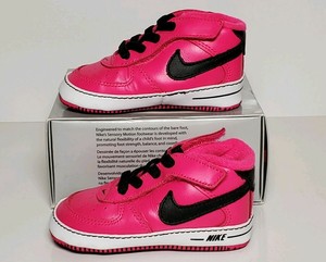 baby nikes size 4