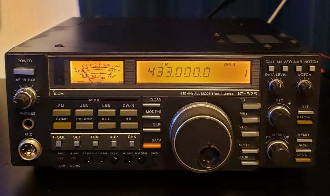 ICOM ICOM IC-375