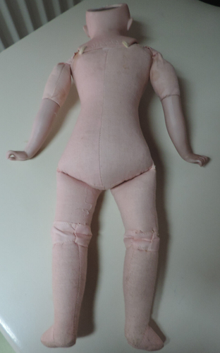 C.F. Kling,Nr. 377,Porzellanpuppe,Brustblattkopfpuppe,Stoffkörper,L ca.40 cm - Bild 4 von 8