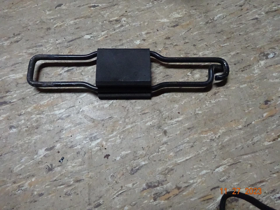 MB SLK r170 : Batteriehalter A1706260033 - Bild 1 von 1