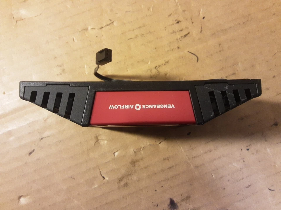 Corsair Vengeance Airflow RAM Cooler DDR3 DDR4 Fan Black, Red,  - Image 3 of 4