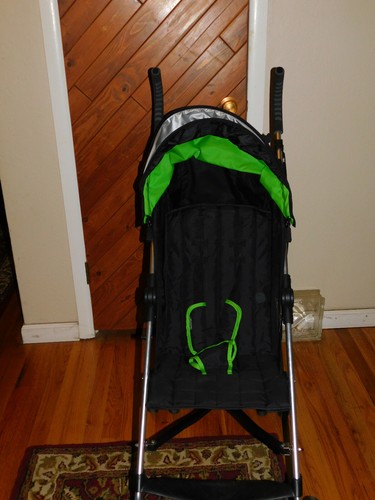 Summer Infant 3D Lite Convenience Stroller, Black / Green - Used Condition - Picture 10 of 12