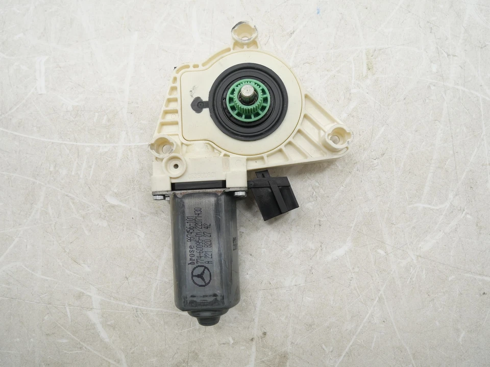 Motor de ventana de puerta del conductor delantero izquierdo Mercedes Benz S550 2007-2013 4,6 L OEM usado Foto 4 de 4