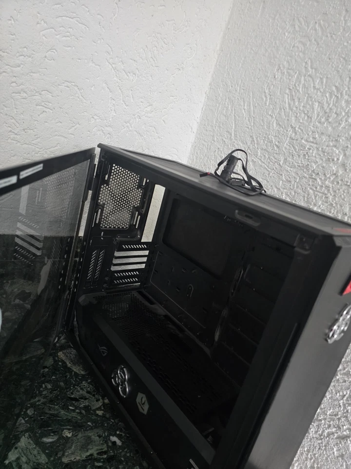 Corsair Carbide 678C SCHALLGEDÄMMT - Bild 3 von 4