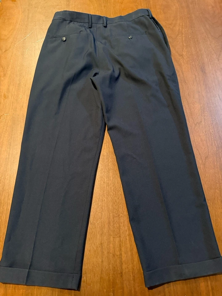 Calça social Haggar ajuste clássico 4 vias elástica preta 34x28 cintura confortável - Imagem 2 de 4