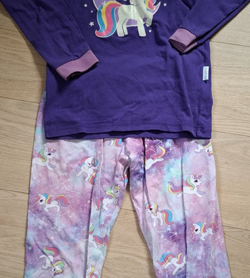 Babauba Schlafanzug Einhorn unicorn Größe 146 lila 