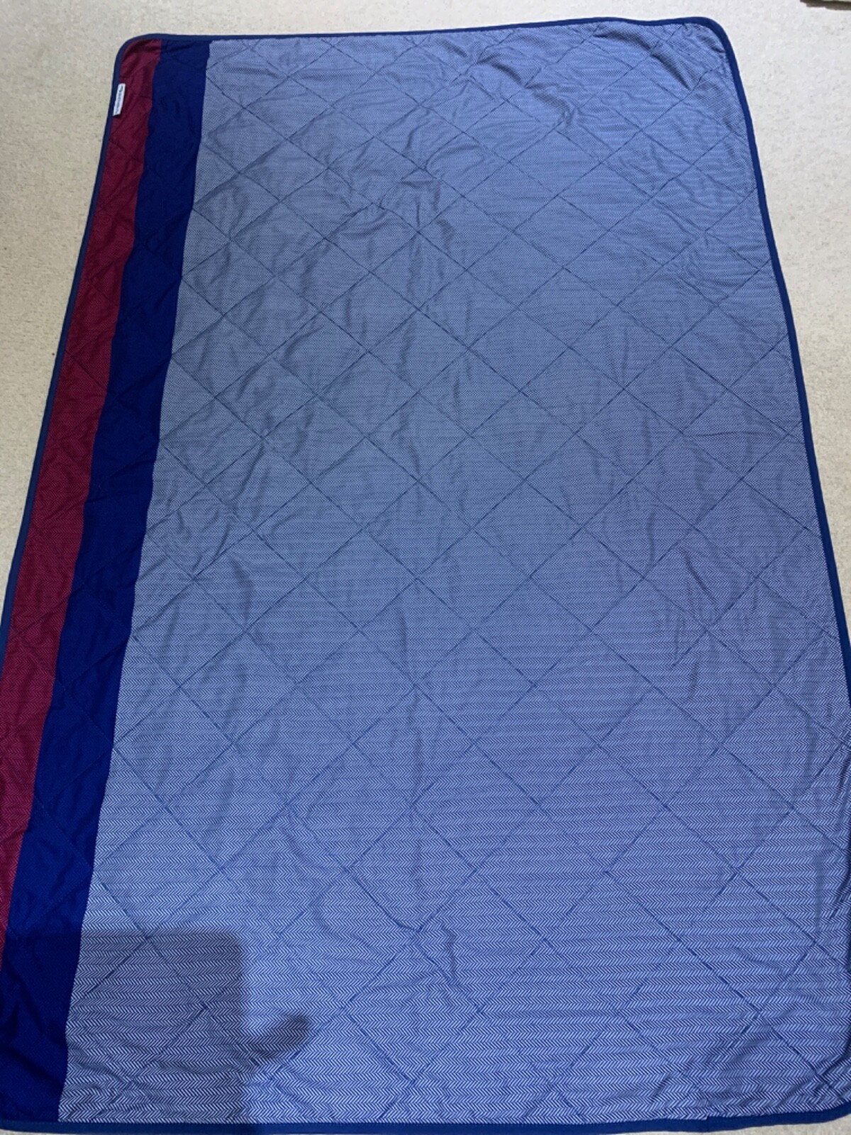 British Airways World Traveller Plus Premium Economy blanket Quilt 112