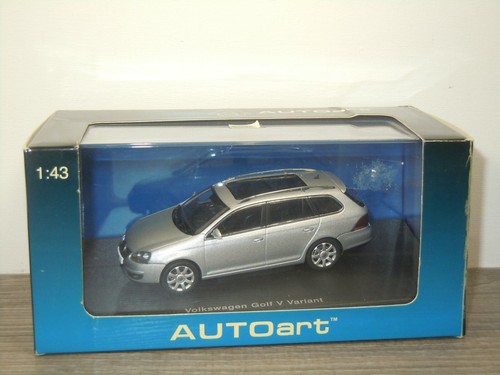 VW Volkswagen Golf V Variant - Autoart 1:43 in Box *47392 - Picture 1 of 5