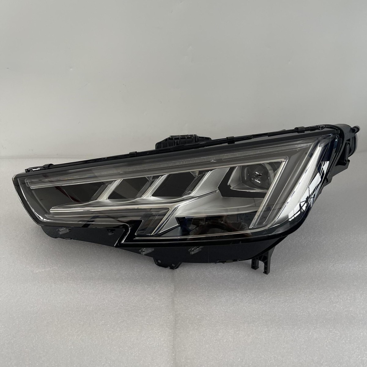 Audi A4 B9 Matrix left Headlight EU version 2017-2020 8W0941783 | eBay