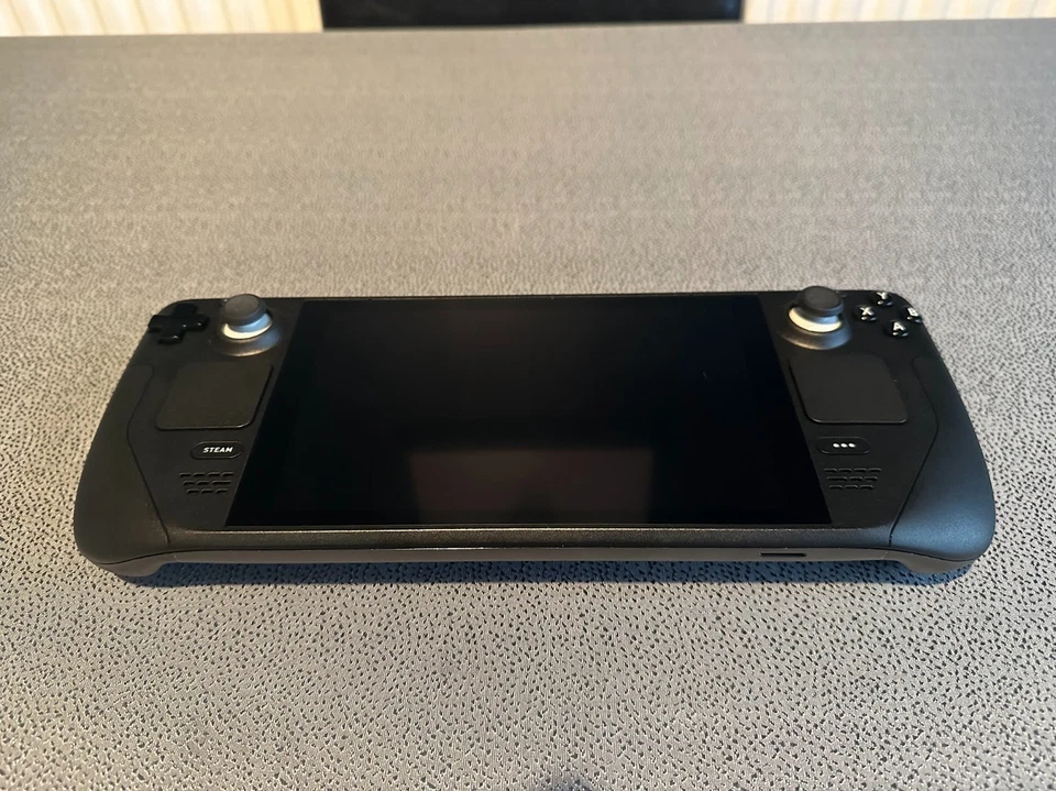Valve Steam Deck OLED, photo 4 of 5