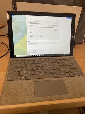 Microsoft Surface Pro 3, 256GB SAMSUNG SSD, Intel i5-4300U CPU, 8GB RAM