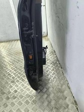 MERCEDES-BENZ M W164 T&uuml;r hinten links A1647300205 3.00 Diesel 165kw 33127489