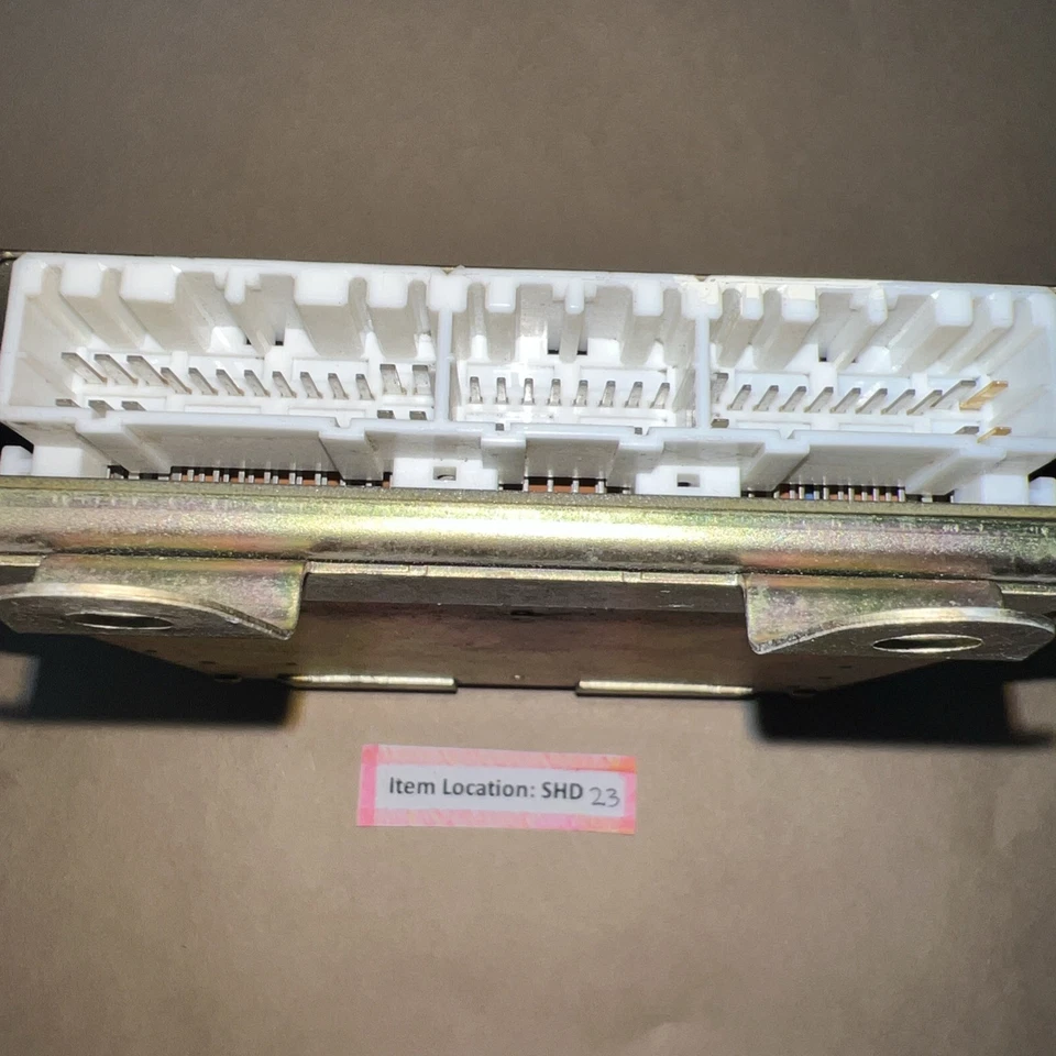 1995 MITSUBISHI EXPO ELECTRONIC ENGINE CONTROL MODULE MD302440 - Image 4 of 4