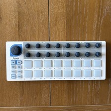 Arturia BEATSTEP Pad Controller Sequencer USB...