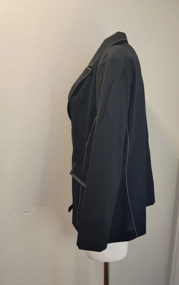 Blazer Misook con paneles laterales de punto y cierre de un botón para mujer talla grande Foto 3 de 4