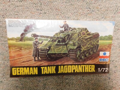 Esci  1/72  Box #8009 German Tank Jagdpanther MIB