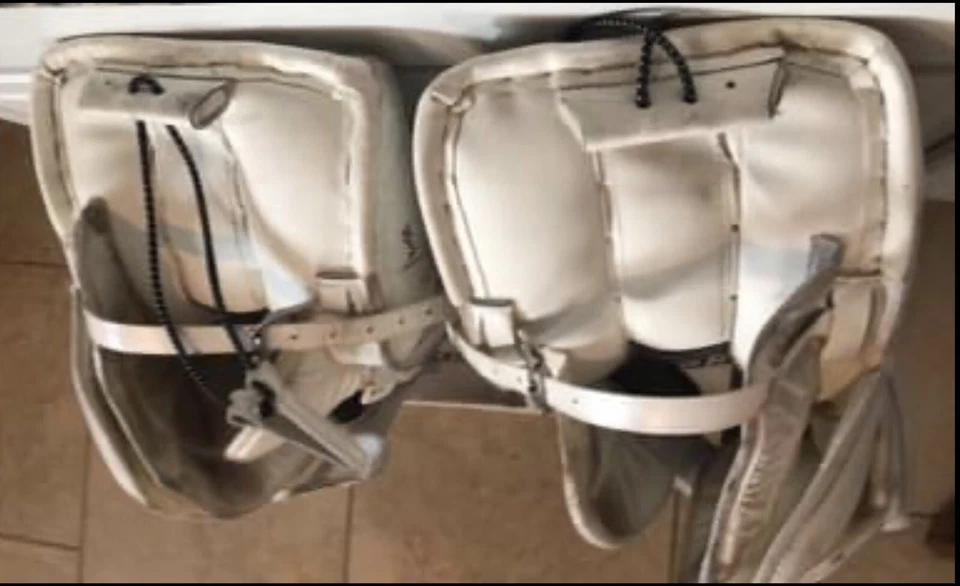 CCM Lefevre Premier II Hockey Portero Juego de Almohadillas, Bloqueador y Receptor Senior 35"+2 Foto 4 de 4