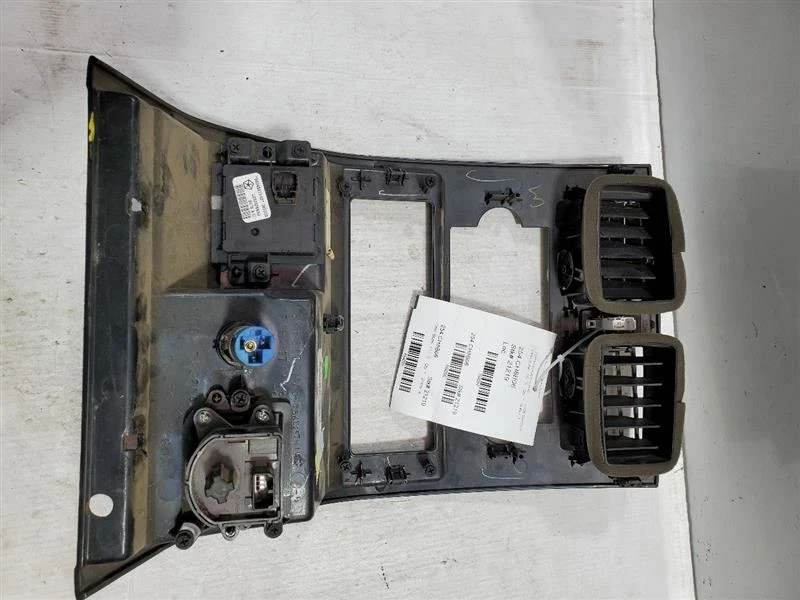 2006-2007, Dodge Dakota, Dash Bezel, Part Number: 5KN37DX9AA - Image 2 of 4