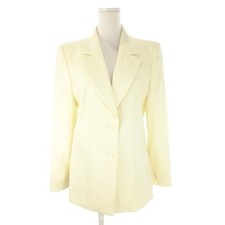 Gianfranco Ferre Studio Beige Wool Blend Blazer Size 40 with Shoulder Pads Ages
