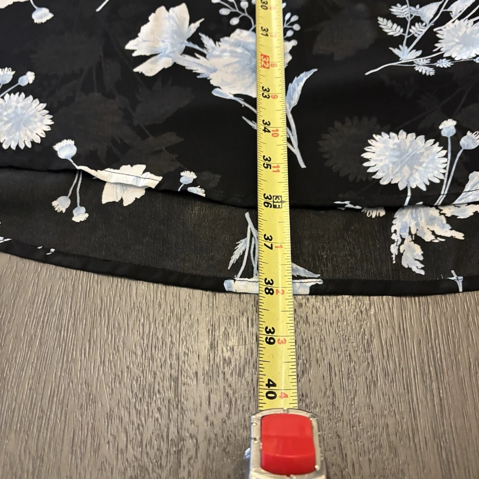 Maxi falda corta Torrid 2X 18/20 talla grande negra floral de gasa con calzoncillos Foto 4 de 4