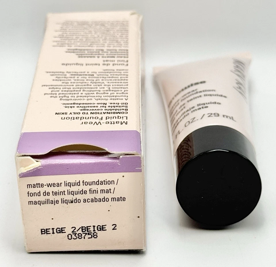 Mary Kay Timewise Matte-Wear Liquid Foundation Beige 7 - 038758 - Comb. to Oily - Image 3 of 3