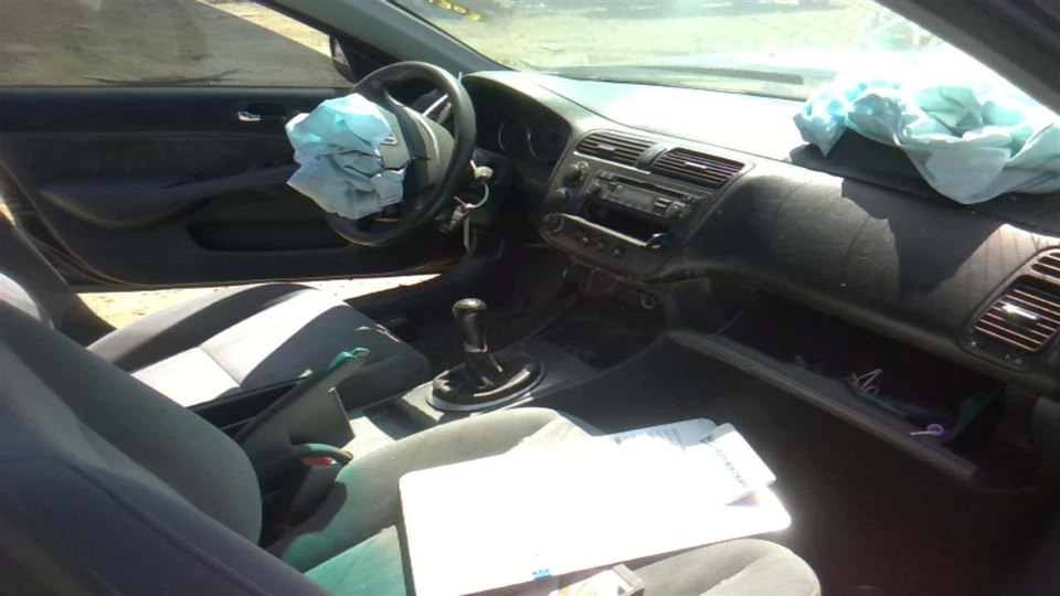 二手速度计 适合:2004 年本田思域集群 Sdn 北美制造 LX — 第 4/4 张图片