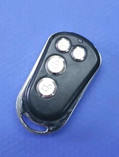 ULTRA START MKYTXPT4G 4-BUTTON KEYLESS ENTRY REMOTE TRANSMITTER FOB - TESTED