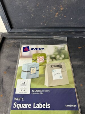 Avery 22922 Glossy White Square Labels 2 x 2'' 36 labels Laser or Inkjet
