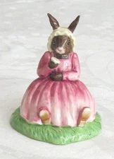 Royal Doulton Bunnykins Polly  DB402 International Collectors Club 2005