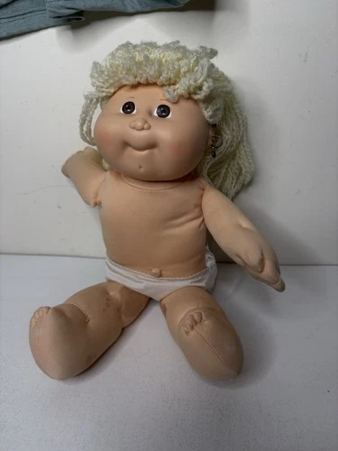 Cabbage Patch Designer Line 1989 Blonde Crimped Hair Brown Eyes No Clothes
