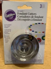 Wilton Cut Outs 3 Circle Fondant Cutters 