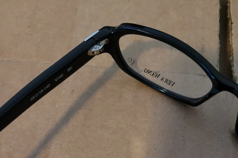 Vera Wang V140 BK Gafas Negro Monturas 49-16-140 mm Foto 2 de 2