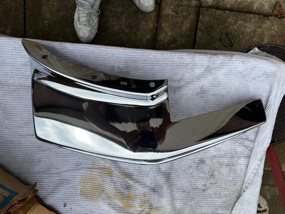 1971 1972 cadillac deville rear bumper section NOS PT # 3515035 Foto 2 de 4