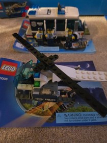 Lego City #60008 Museum Break-in 563 pcs Complete Set