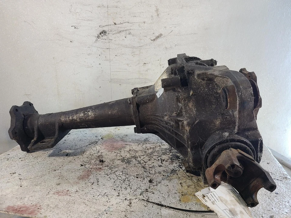 Conjunto de portador diferencial usado se adapta a: 2001 GMC Yukon eje delantero exc. Doble cabina Foto 3 de 4