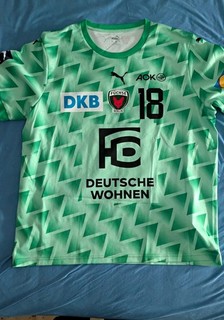 PUMA Füchse Berlin Handball Trikot XXL Kurzarm atmungsaktiv grün/mint