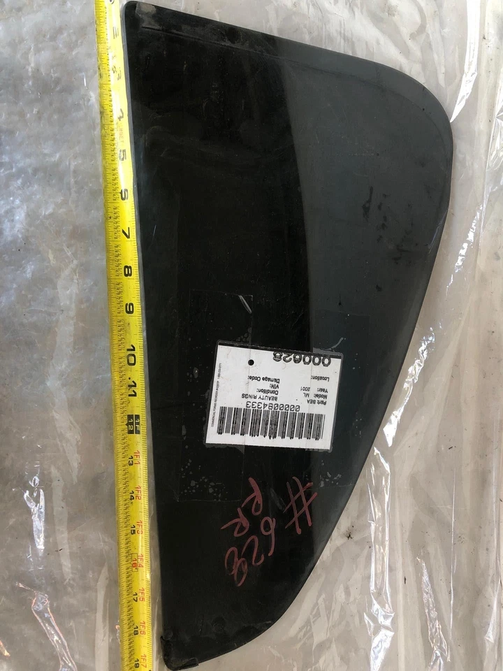 1998 - 2005 MERCEDES BENZ ML430 Rear Vent Glass Window w/ Tint Passenger Right - Image 3 of 4