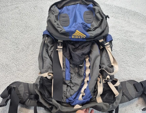 KELTY Coyote 4750 Trekker Internal Frame Hiking Camping Backpack 