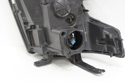 OEM 2015-2019 CHEVROLET TAHOE & SUBURBAN HALOGEN HEADLIGHT LH Driver left D1 - Picture 10 of 12