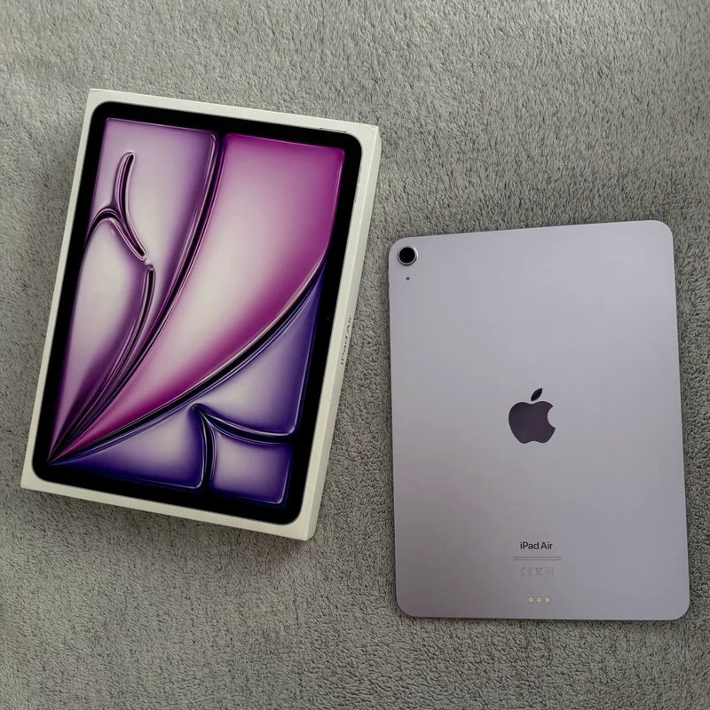 Apple iPad Air 11 in 256GB Wi-Fi + 5G Tablet - Purple (Open Box)