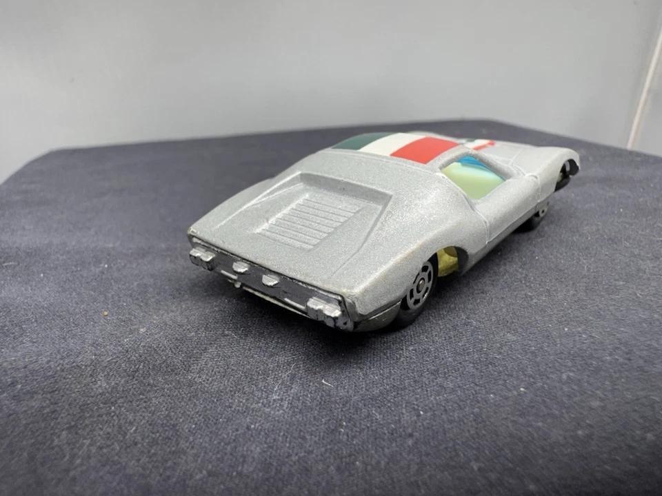YatMing Lamborghini Miura Bandera Italiana Nº 1001 Plata Diecast Foto 4 de 4