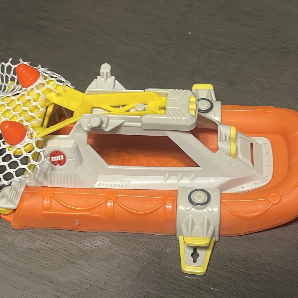 Matchbox Elite Rescue Wave Cruiser Vehicle Mattel 2015 Retired Lot Of 2 - Image 4 of 4