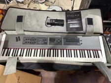 DEXIBELL VIVO S7 DIGITAL STAGE PIANO