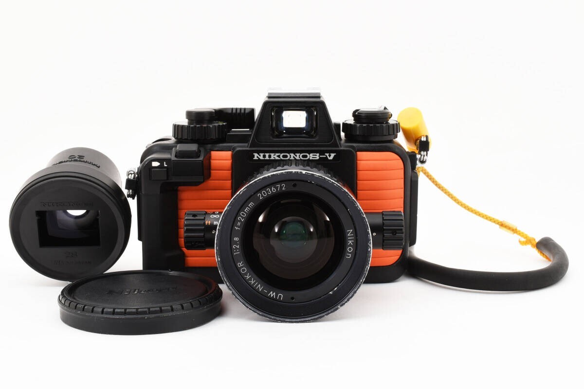 【G2324】Nikon NIKONOS-V + UW 20ｍｍ F2.8 Nikonos-V + UW-Nikkor 20mm F2.8 + UW-Nikkor 28mm F2.8 Set