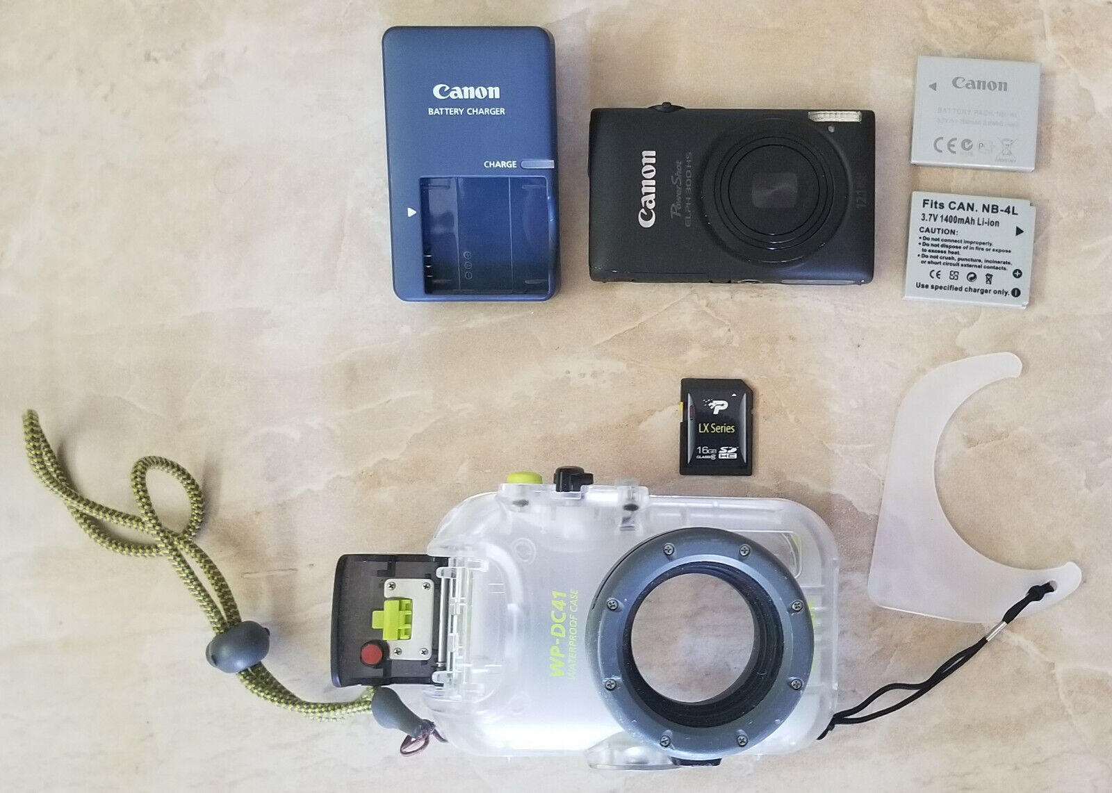 Canon WP-DC41 / ELPH 300HS underwater digital camera bundle kit