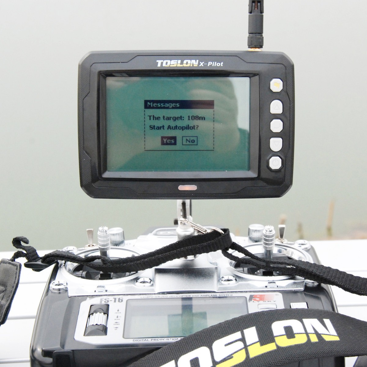 GPS Autopilote Toslon X-Pilot - Accessoires bateaux amorceurs GPS Autopilote Toslon X-Pilot - Accessoires bateaux amorceurs