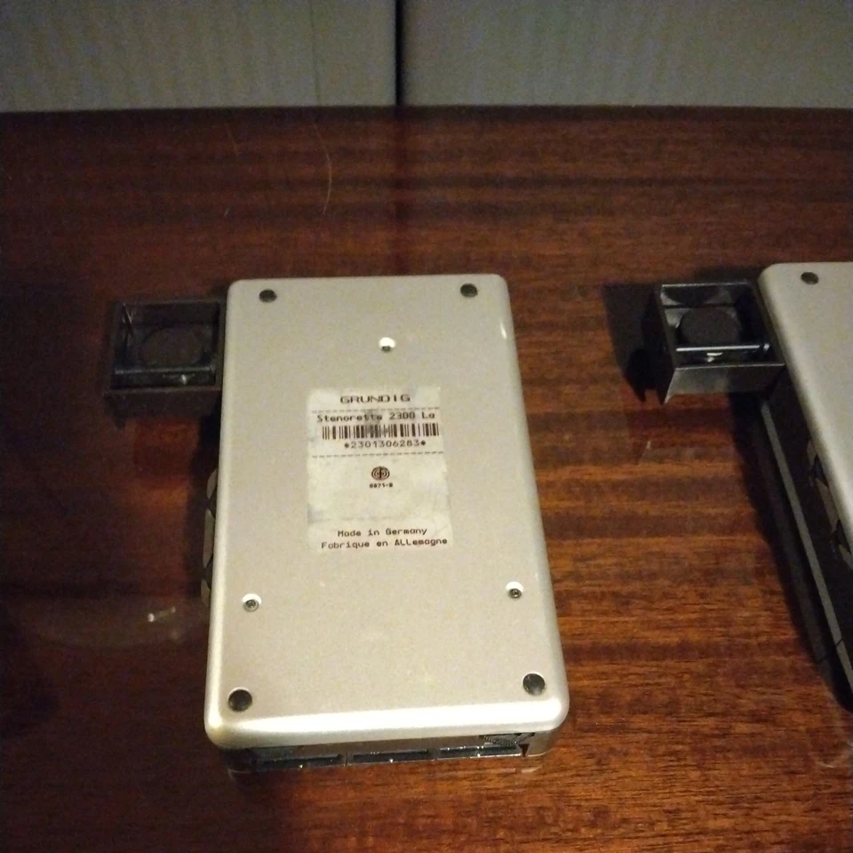 2 Stück Grundig Stenorette 2300L  nicht getestet  - Bild 4 von 4