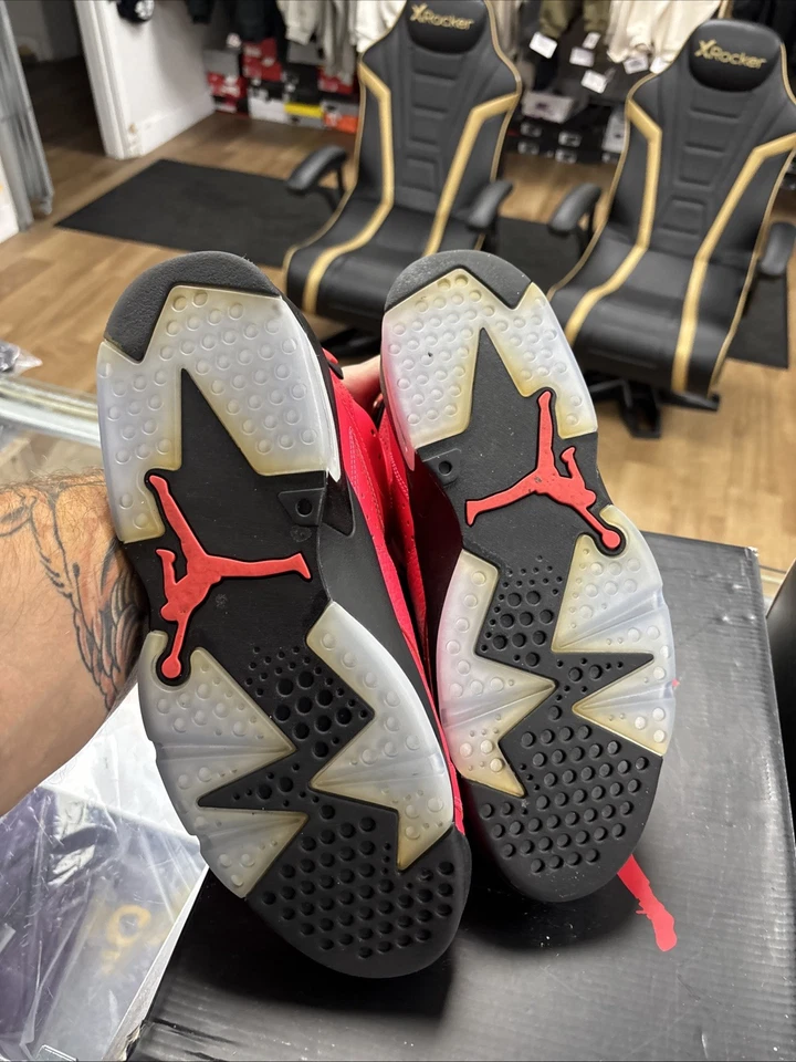 Talla 11 - Air Jordan 6 Retro Infrarrojo 23 Foto 3 de 4