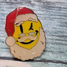 Walmart Associate Employee Pin - Smiley Winking Santa Christmas Holiday